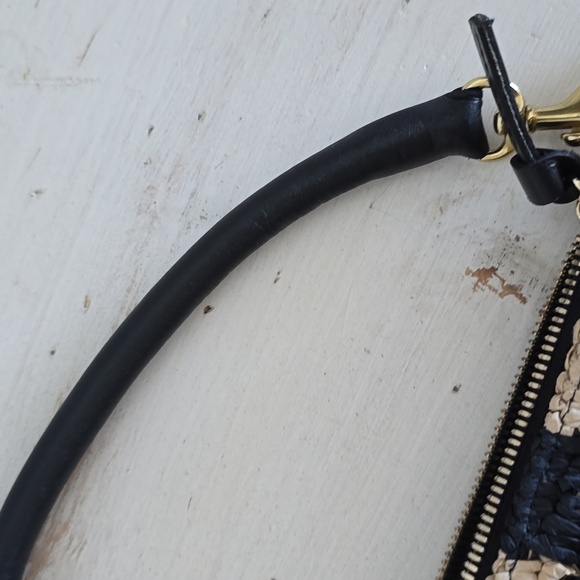 Clare V. Petit Moyen Leather Messenger Bag - Black/Natural Checker Raffia - Picture 13 of 15